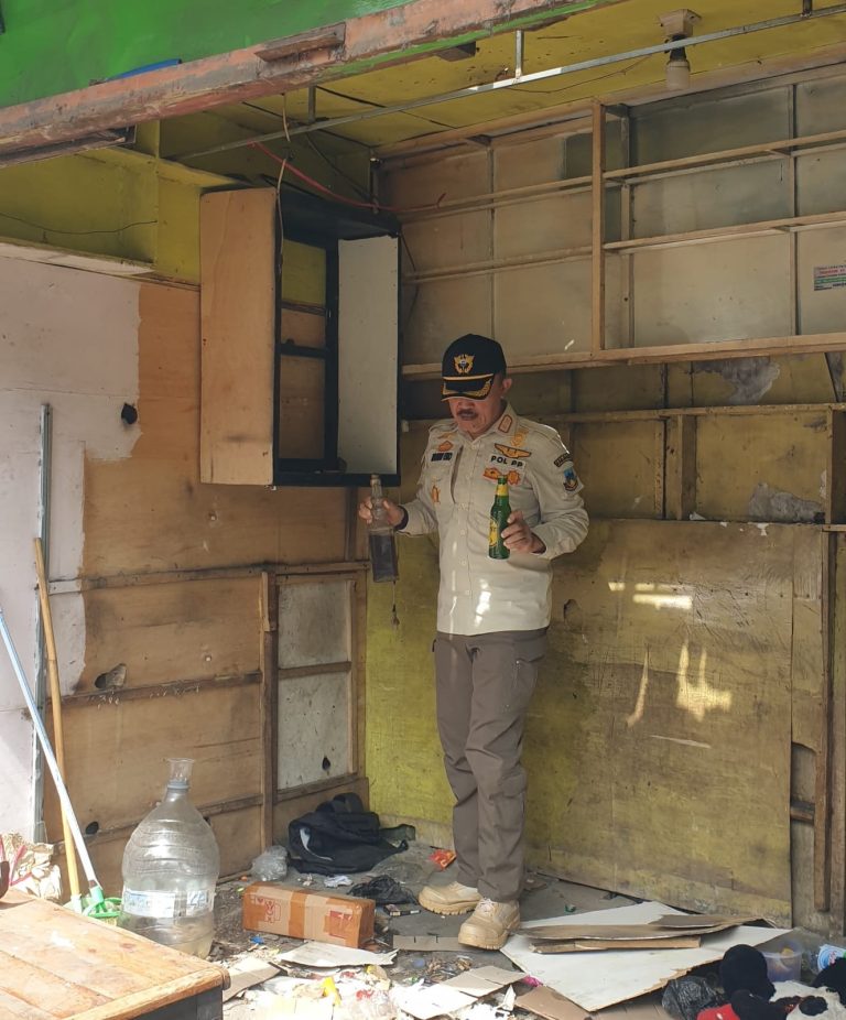 satpol pp 2 botol