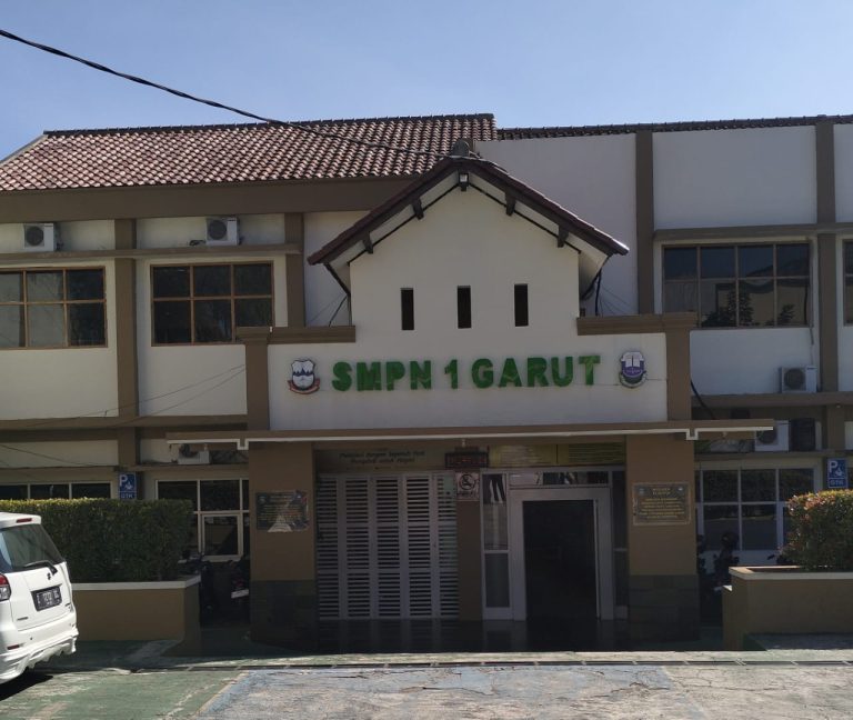 smpn 1 grt 2