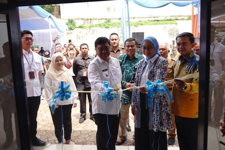 peresmian sekolah rakyat 2